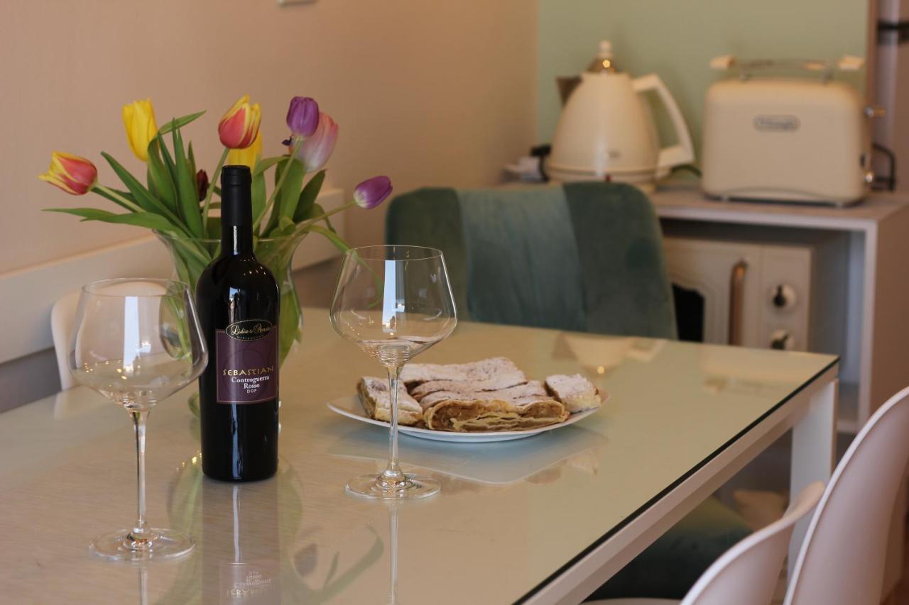 Room And Apartment Doris Lovrečica Εξωτερικό φωτογραφία